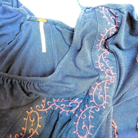 Free People blue embroidered boho top - Picture 5 of 7